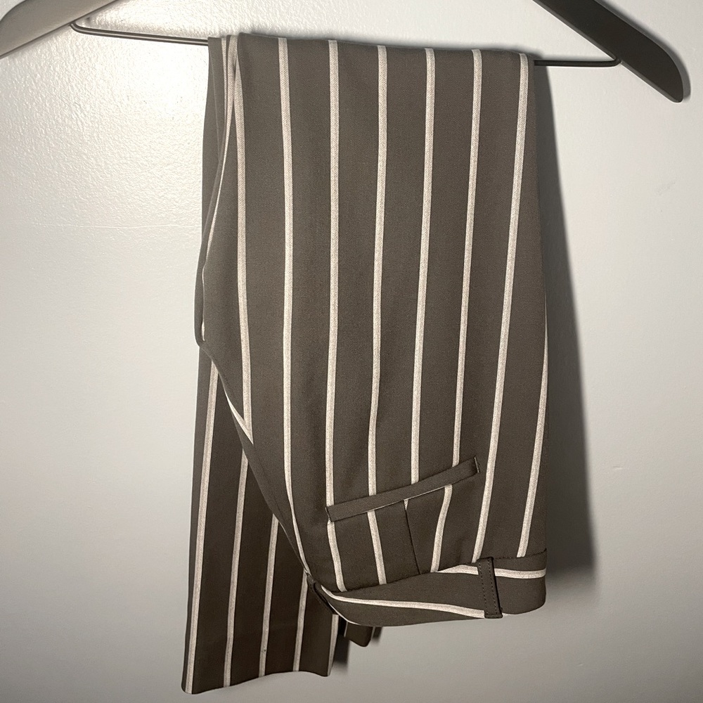 Gray striped Banana Republic slacks - size 0